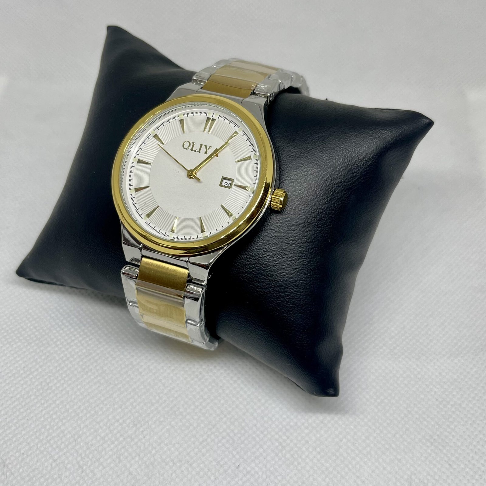 Couple OLIYA Luxury Trendy Elegant Design Watch 100% waterproof - Image 2