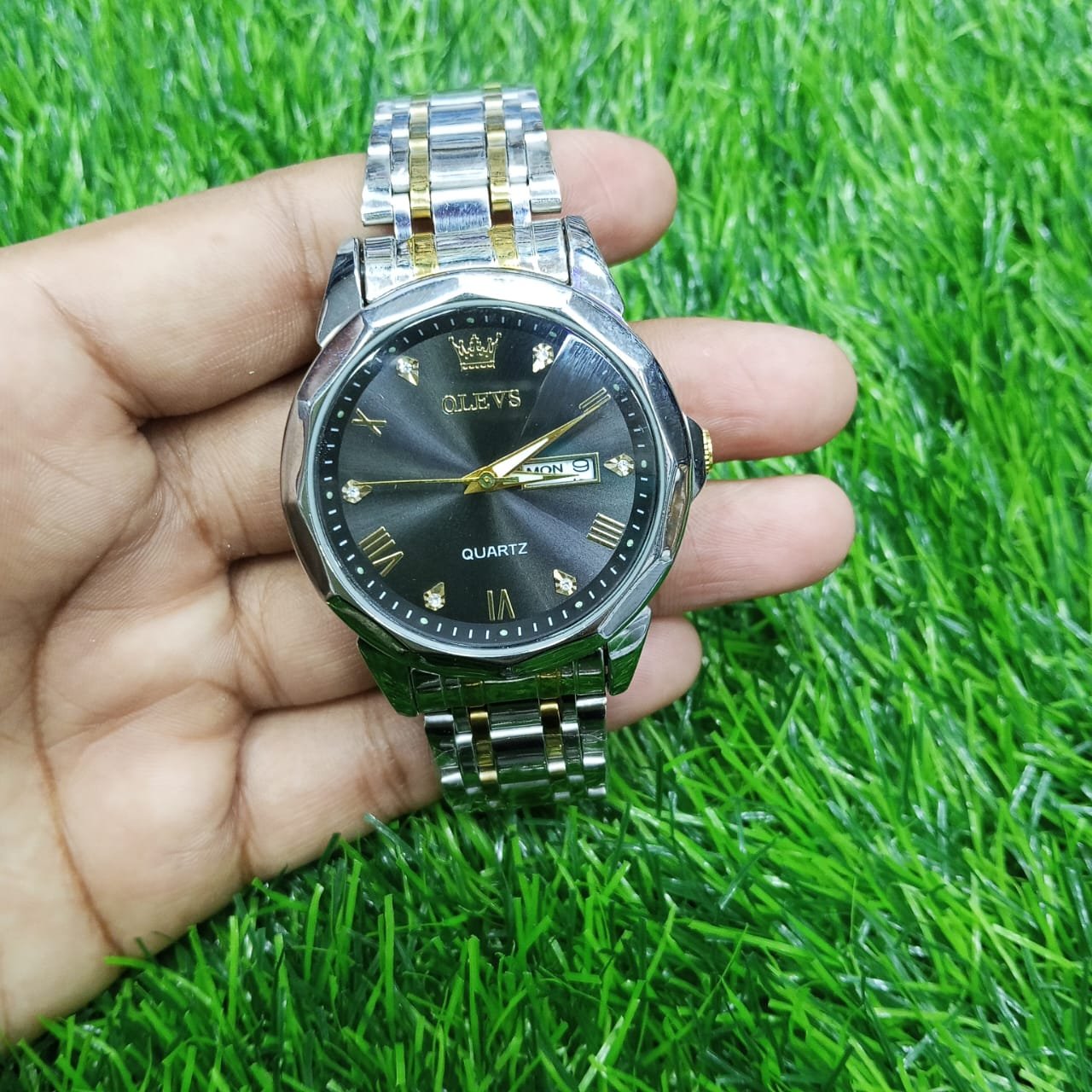 Olevs Stainless Steel fashionable Couple watches Silver black - Image 4